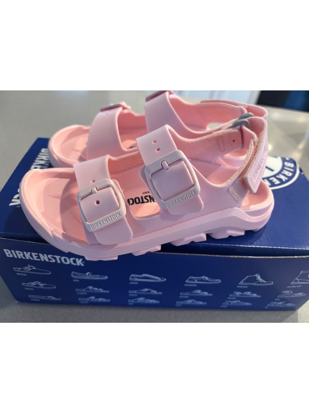 NWT Birkenstock Mogami Hook and Loop Little Kids Size 30 (12-12.5)
